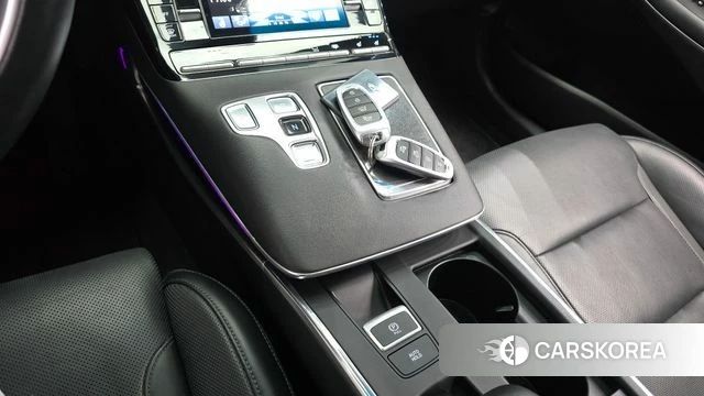 Hyundai The New Grandeur IG id 4775413 из Кореи 19
