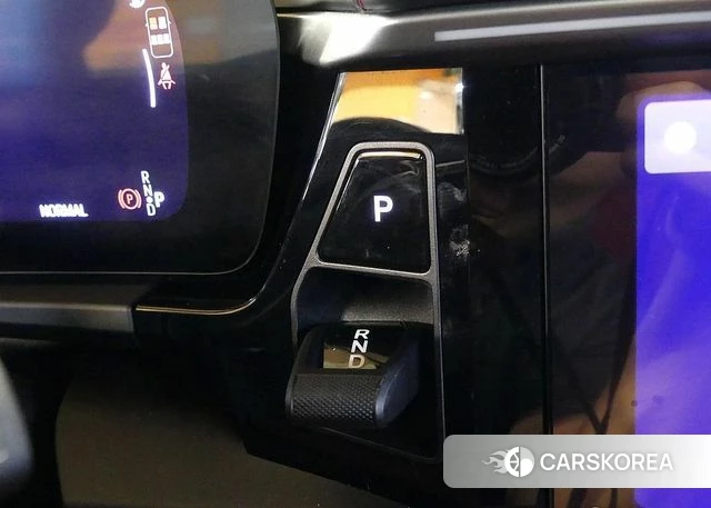Porsche Makan EV id 4934486 из Кореи 18