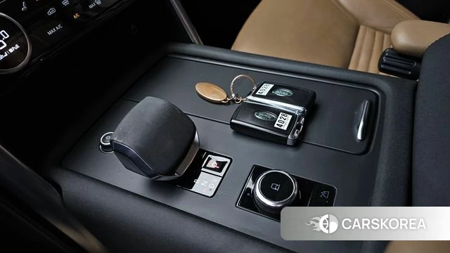 Land Rover Discovery 5 id 4661667 из Кореи 31