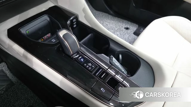 Toyota Crown Crossover id 5045632 из Кореи 31