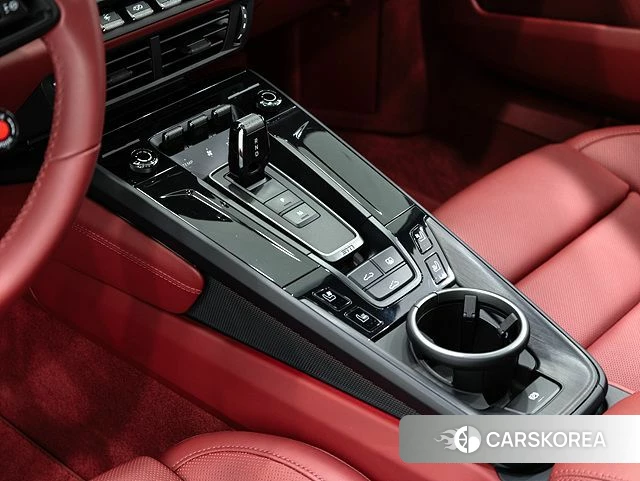 Porsche 911(992) id 4602271 из Кореи 19