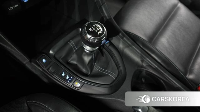 Hyundai Veloster (JS) id 4708546 из Кореи 19