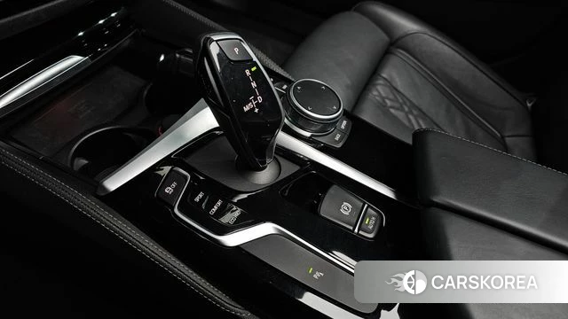 BMW 5 Series (G30) id 4977240 из Кореи 34