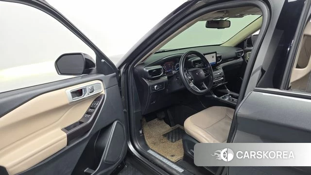 Ford Explorer 6th Generation id 4918373 из Кореи 34