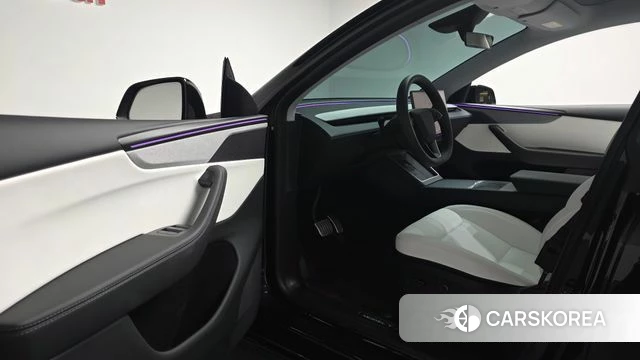 Tesla Model Y id 4879462 из Кореи 33