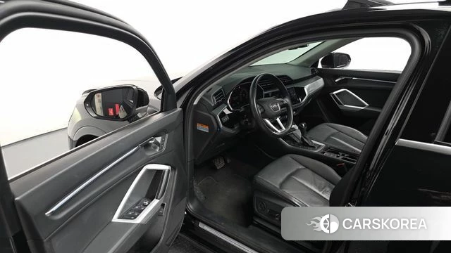 Audi Q3 (F3) id 5033905 из Кореи 31