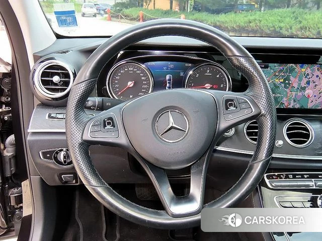 Mercedes-Benz E-Class W213 id 4988585 из Кореи 19