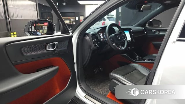 Volvo XC40 id 5042041 из Кореи 30