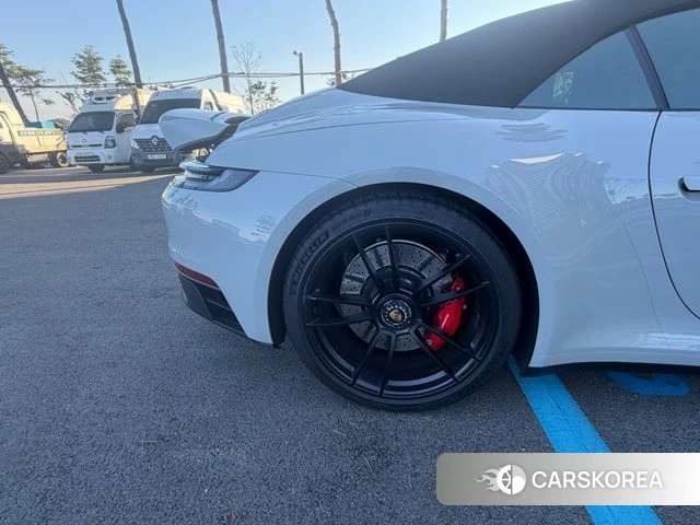 Porsche 911(992) id 5026932 из Кореи 16