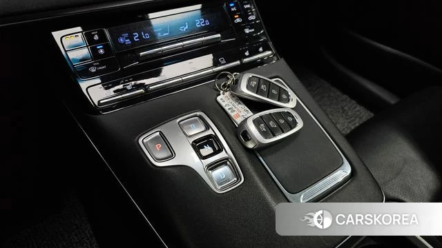 Hyundai The New Grandeur IG id 5023213 из Кореи 36