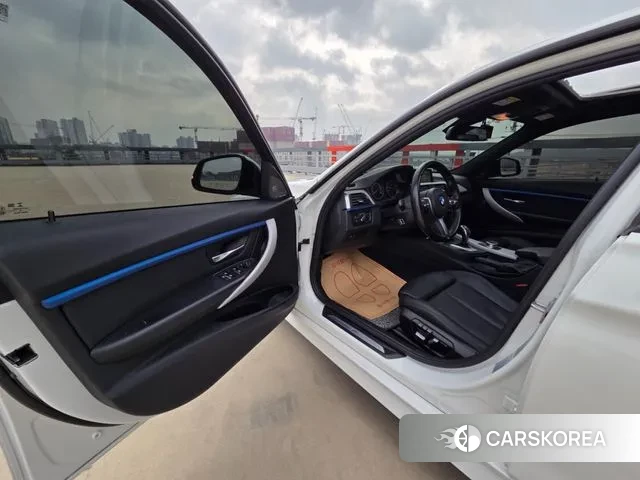 BMW 3 Series (F30) id 3661937 из Кореи 19