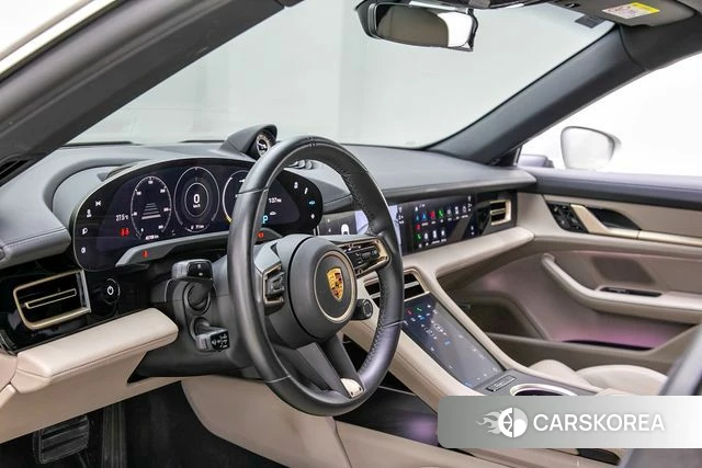 Porsche Taycan id 4683478 из Кореи 19