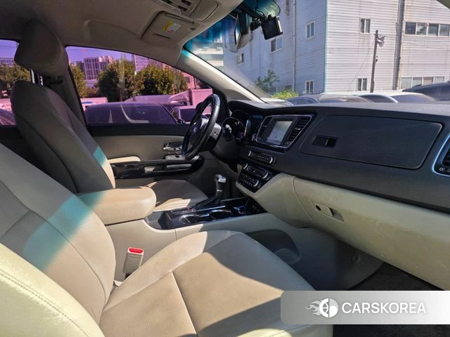 Kia The New Carnival id 4937734 из Кореи 12