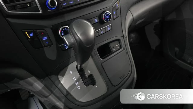 Hyundai The New Grand Starex id 4988519 из Кореи 29