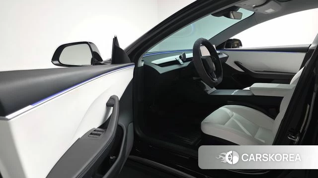 Tesla Model 3 id 5039413 из Кореи 31