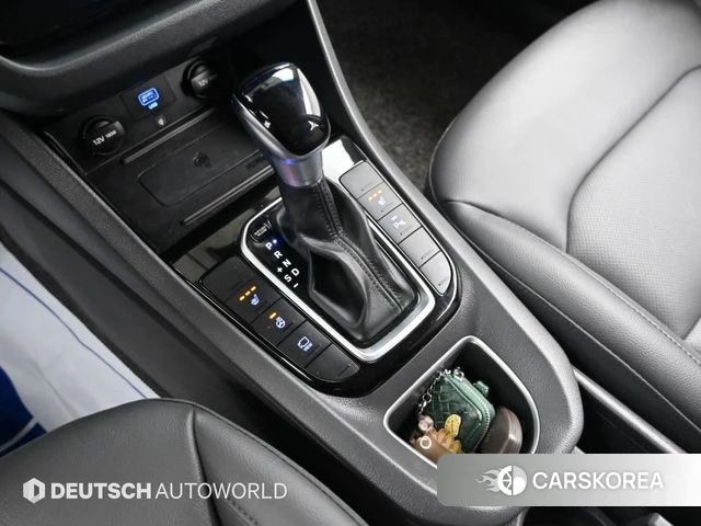 Hyundai The New Ionic Hybrid id 4993132 из Кореи 19