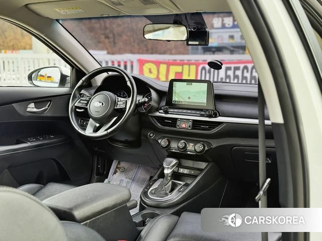 Kia Come New K3 id 4850083 из Кореи 19