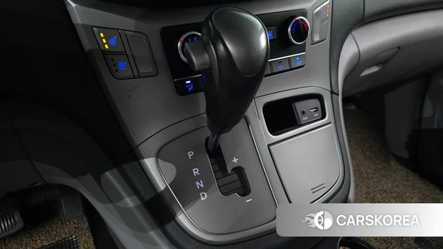 Hyundai The New Grand Starex id 5054343 из Кореи 19