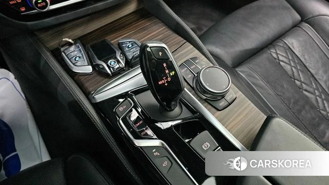 BMW 5 Series (G30) id 4953191 из Кореи 19