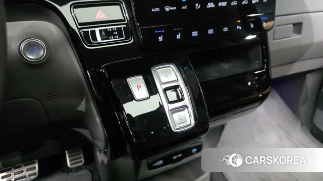 Hyundai Staria id 4640194 из Кореи 35