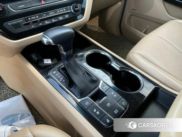 Kia The New Carnival id 4856427 из Кореи 16