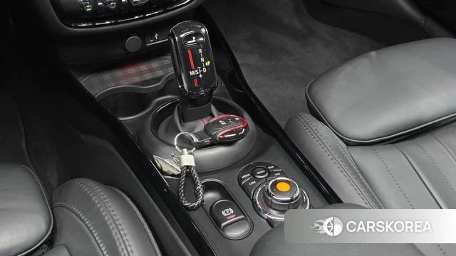 Mini Cooper S Clubman id 4662274 из Кореи 19