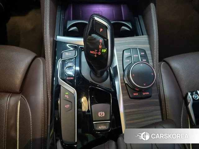 BMW 5 Series (G30) id 4944413 из Кореи 19