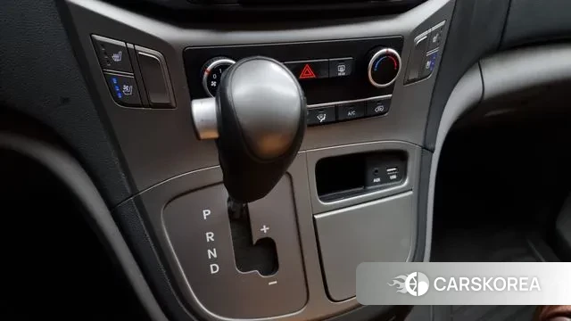 Hyundai The New Grand Starex id 3703496 из Кореи 19