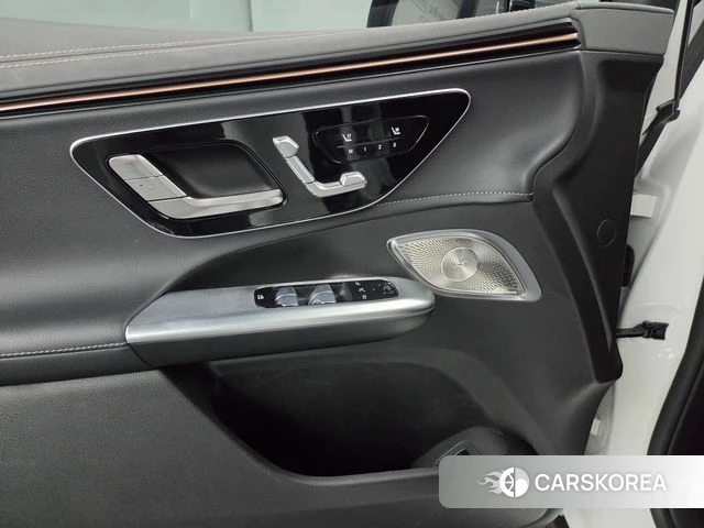 Mercedes-Benz EQE SUV X294 id 5025917 из Кореи 15