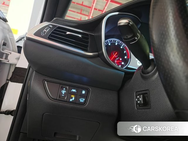Genesis G70 id 5000772 из Кореи 19