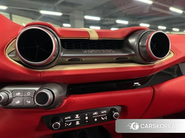 Ferrari 812 Superfast id 4952340 из Кореи 14