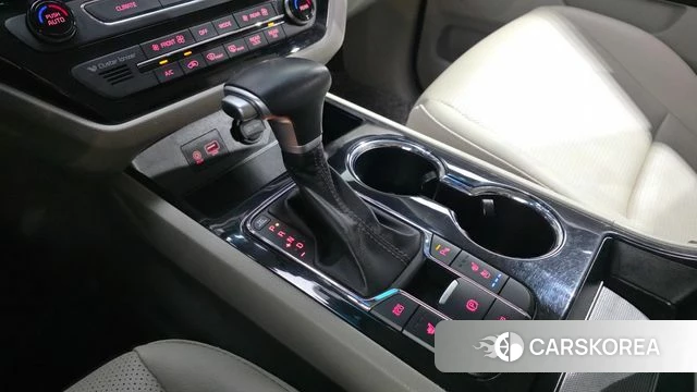 Kia The New Carnival id 4998169 из Кореи 29