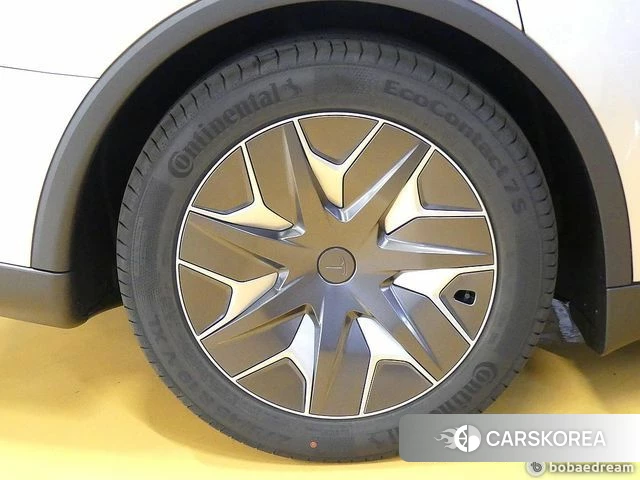 Tesla Model Y id 4940778 из Кореи 19