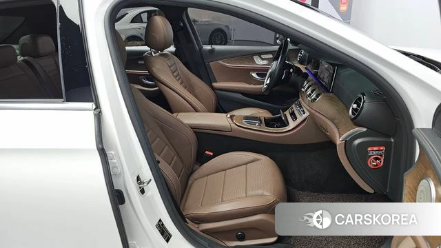 Mercedes-Benz E-Class W213 id 5028377 из Кореи 29