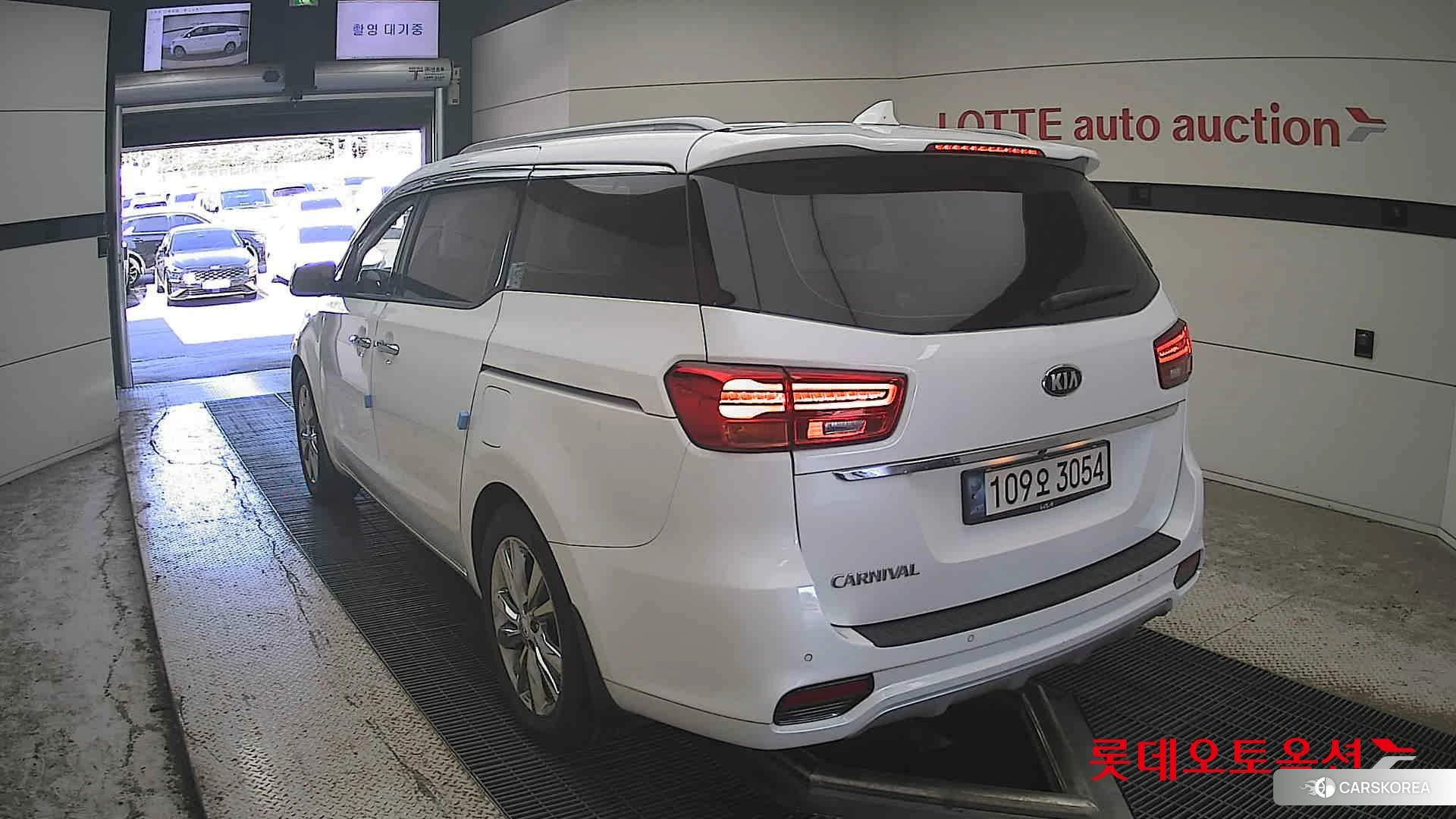 Kia Carnival id 4990106 из Кореи 36