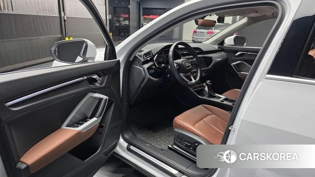 Audi Q3 (F3) id 4793214 из Кореи 31