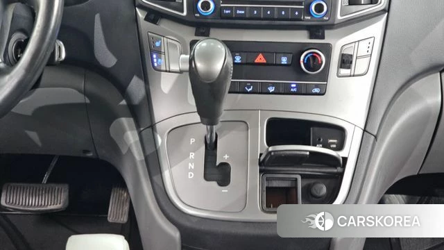 Hyundai The New Grand Starex id 4587260 из Кореи 29