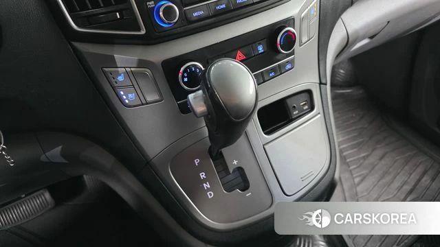 Hyundai The New Grand Starex id 4997931 из Кореи 19