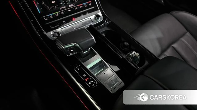 Audi A8 (D5) id 5022692 из Кореи 32