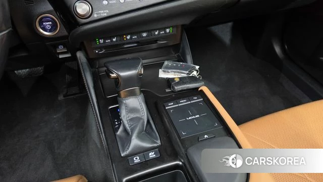 Lexus ES300h 7th generation id 5040860 из Кореи 19