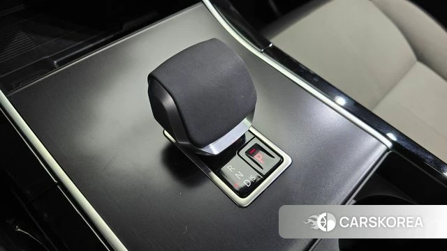 Land Rover Range Rover Velar id 4897736 из Кореи 33