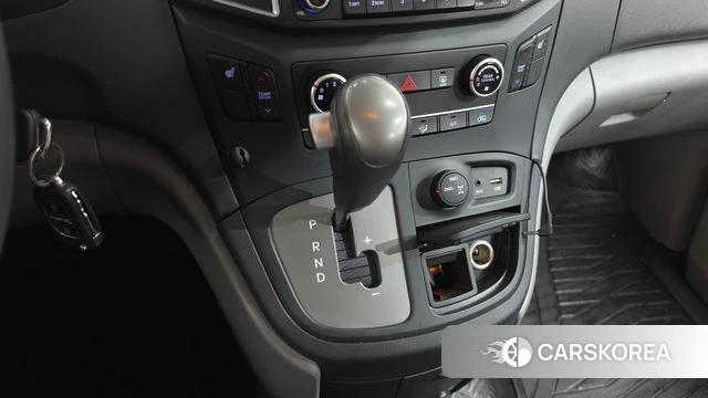Hyundai The New Grand Starex id 4770666 из Кореи 19