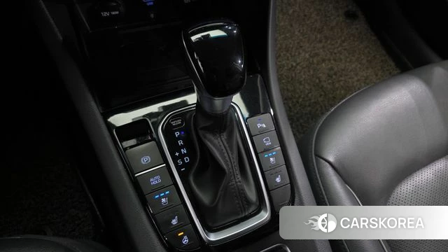Hyundai The New Ionic Hybrid id 4997907 из Кореи 31