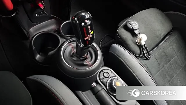 Mini Cooper S id 3379958 из Кореи 19