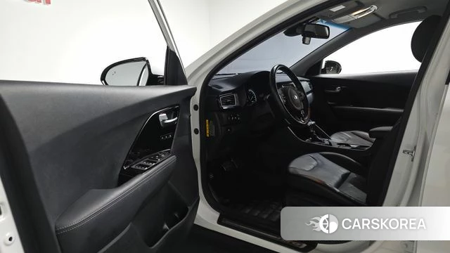 Kia Niro id 5035983 из Кореи 38