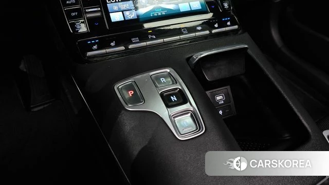Hyundai The New Grandeur IG Hybrid id 4965763 из Кореи 19