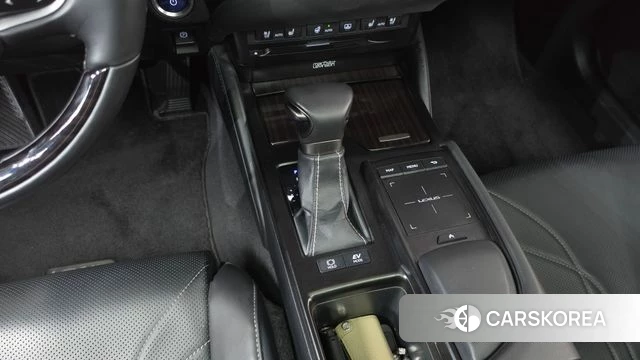 Lexus ES300h 7th generation id 4944026 из Кореи 34