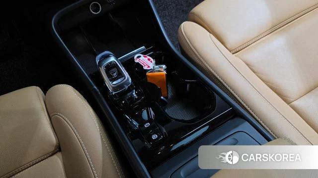 Volvo XC40 id 4992725 из Кореи 31