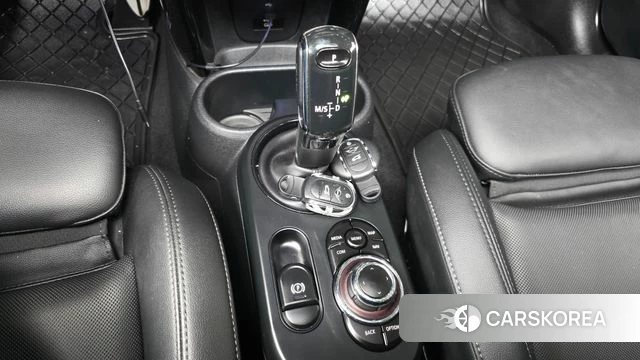 Mini Cooper S id 4951680 из Кореи 30