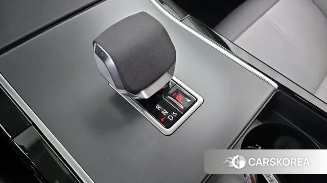 Land Rover Range Rover Velar id 3629092 из Кореи 19